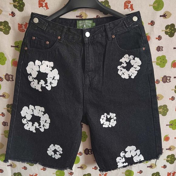 Denim Tears Cotton Wreath Jean Short Black - Picture 1 of 11